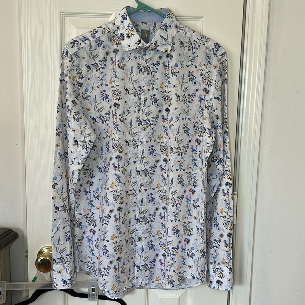 Jacques Britt men’s Dress Shirt. Size Medium (15,5”).